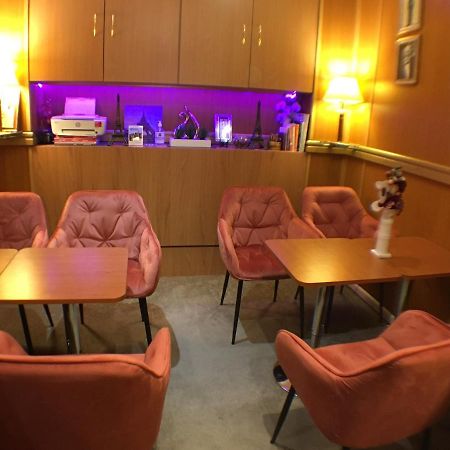 פריז Le Nouvel Hotel Du Theatre מראה חיצוני תמונה