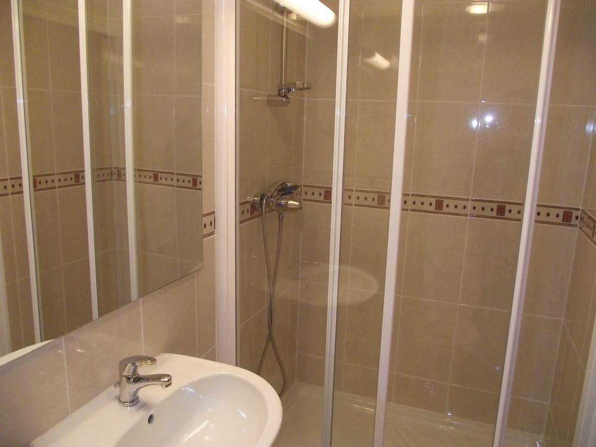 פריז Le Nouvel Hotel Du Theatre חדר תמונה
