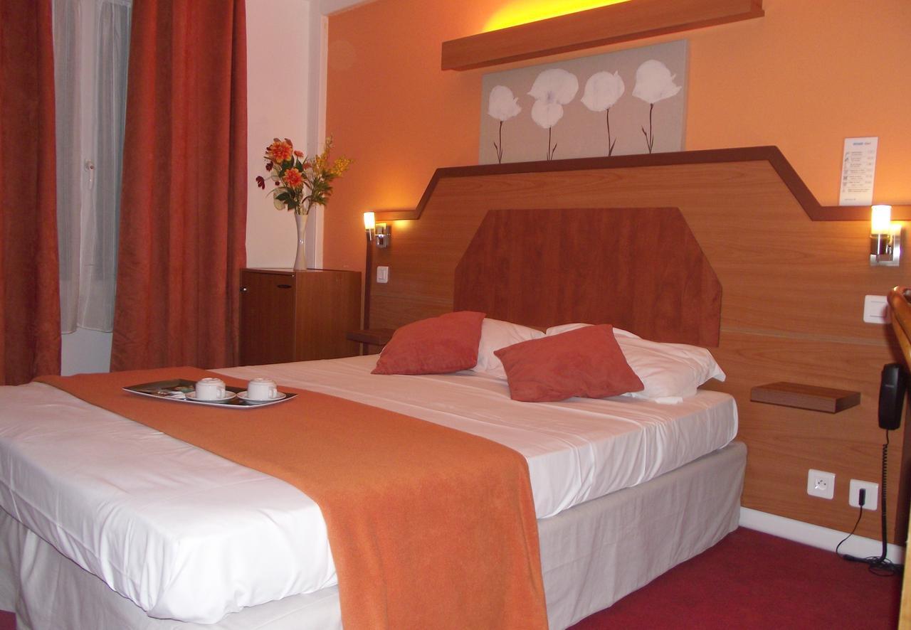 פריז Le Nouvel Hotel Du Theatre חדר תמונה