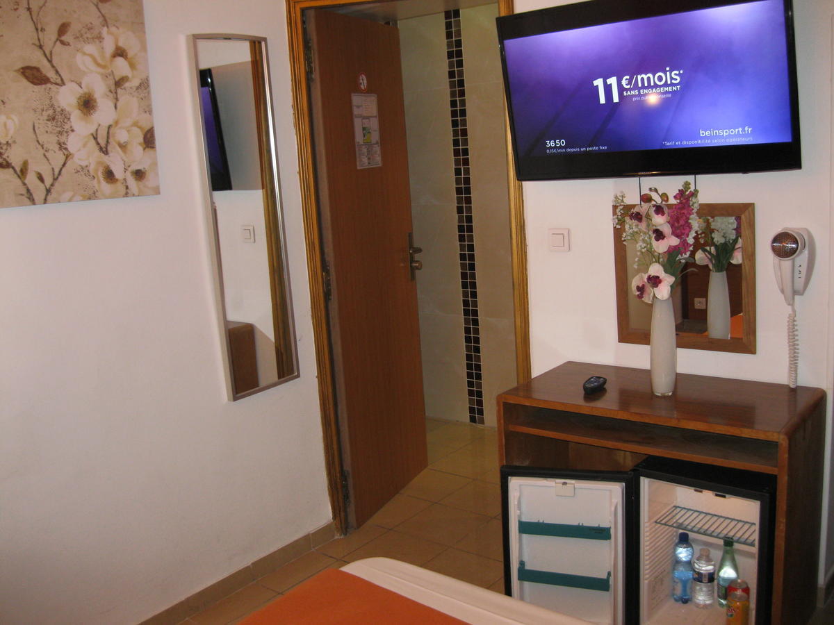 פריז Le Nouvel Hotel Du Theatre חדר תמונה