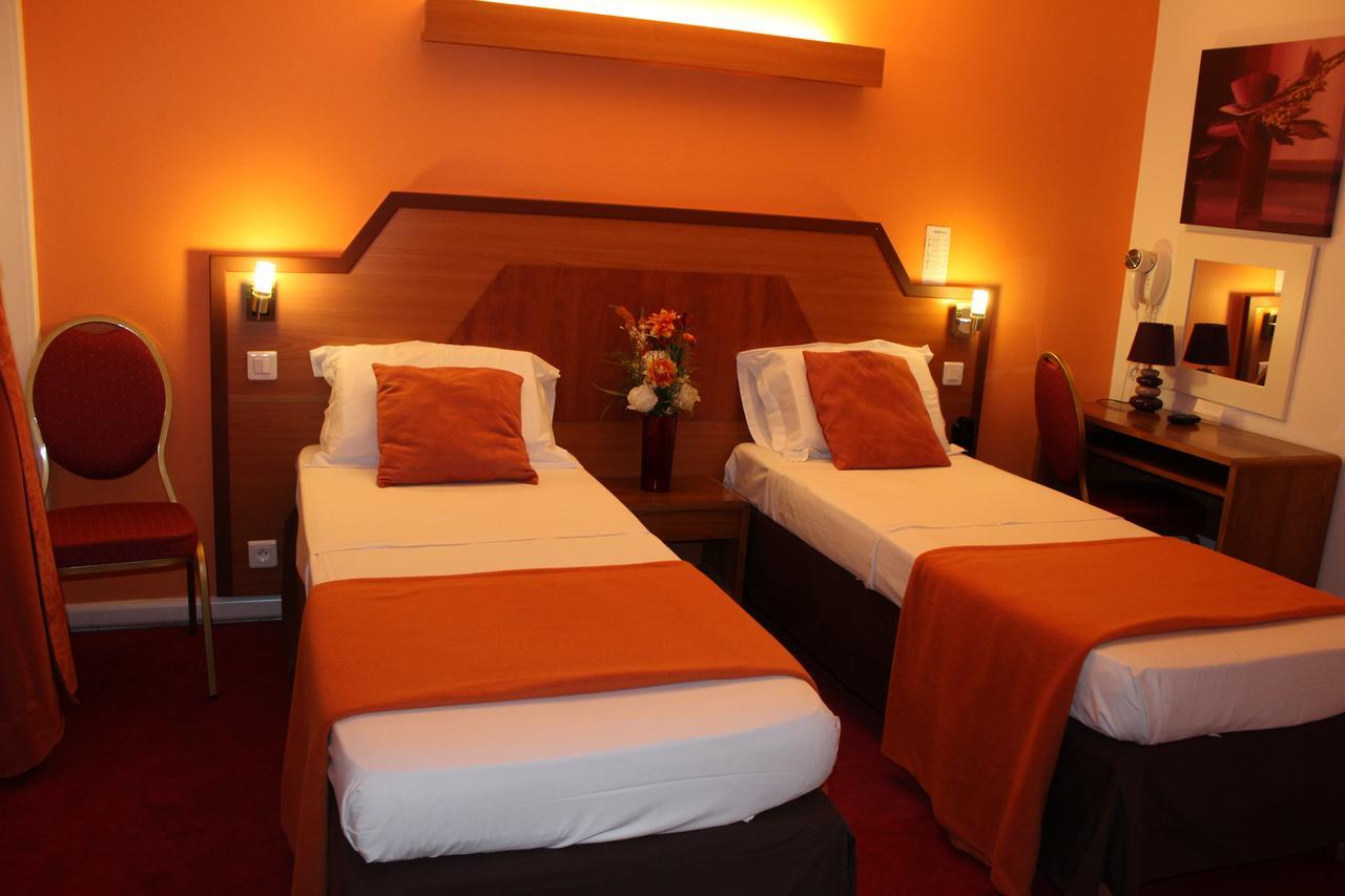 פריז Le Nouvel Hotel Du Theatre מראה חיצוני תמונה