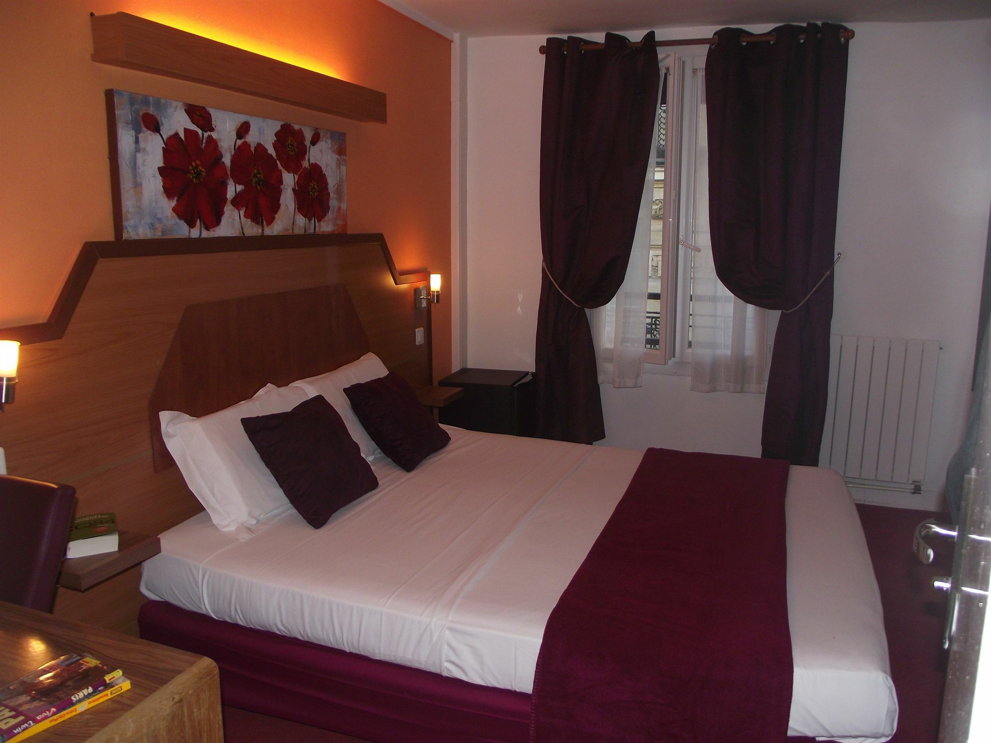 פריז Le Nouvel Hotel Du Theatre מראה חיצוני תמונה