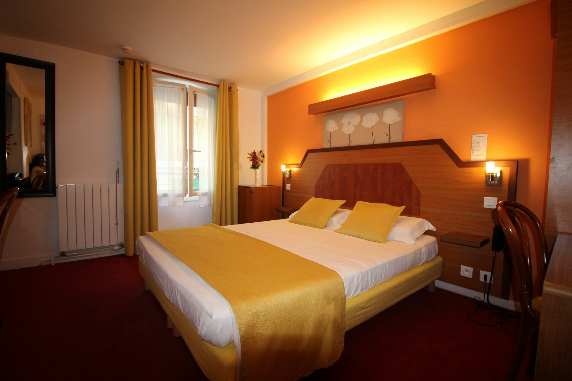 פריז Le Nouvel Hotel Du Theatre מראה חיצוני תמונה